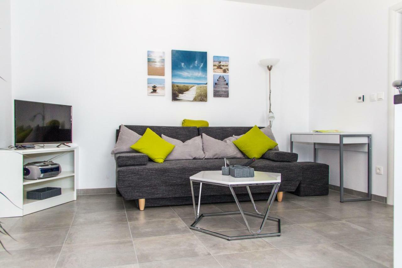 Apartmani Zoric プナト エクステリア 写真
